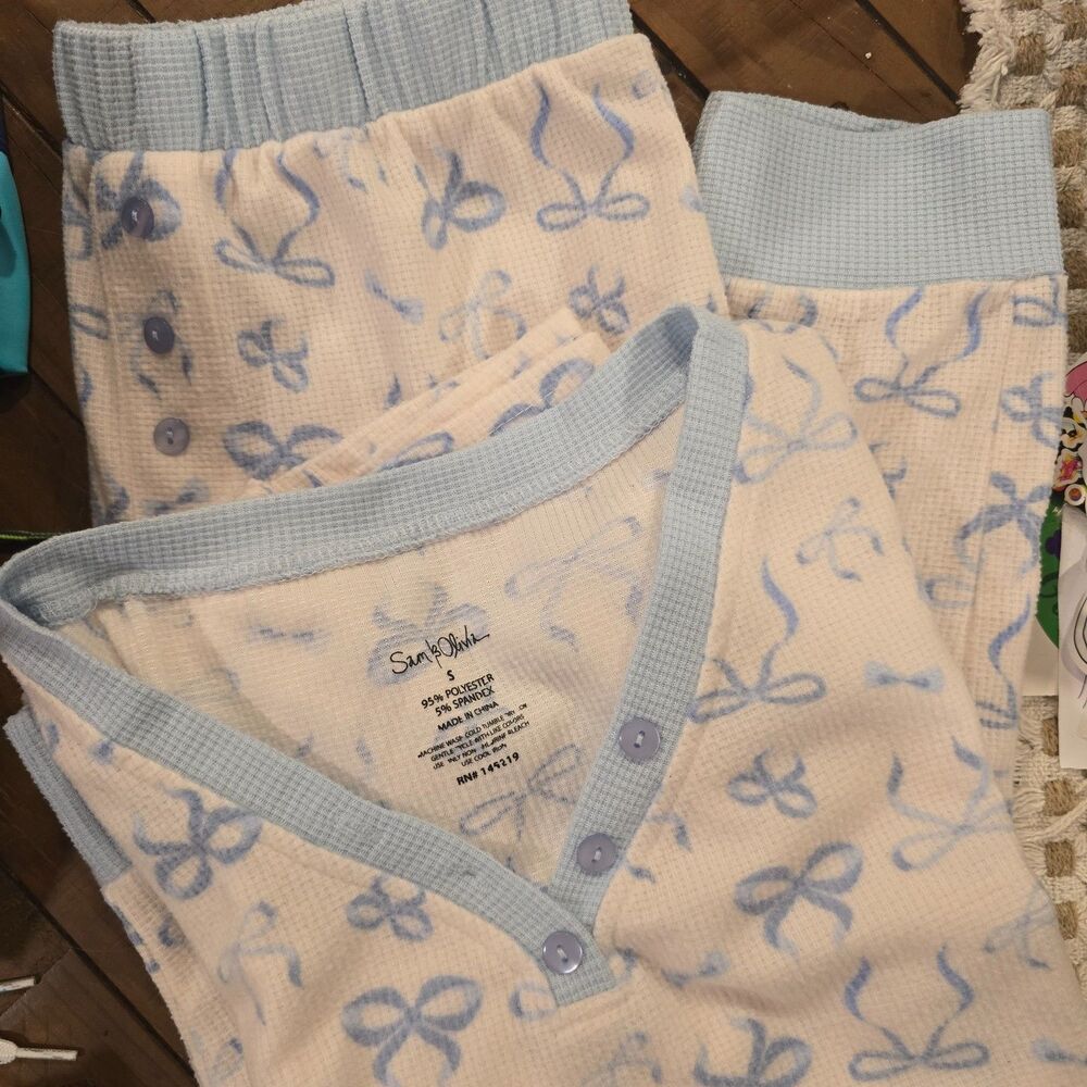 Sam & Olivia women's small blue bow boutique inspired pj's 0677